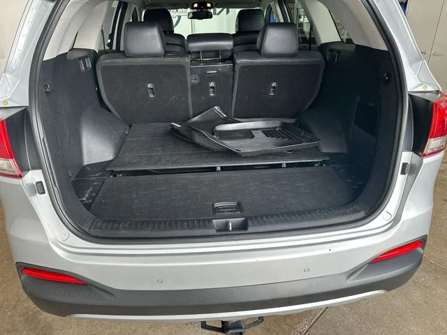 Used 2017 Silver Kia EX image 21