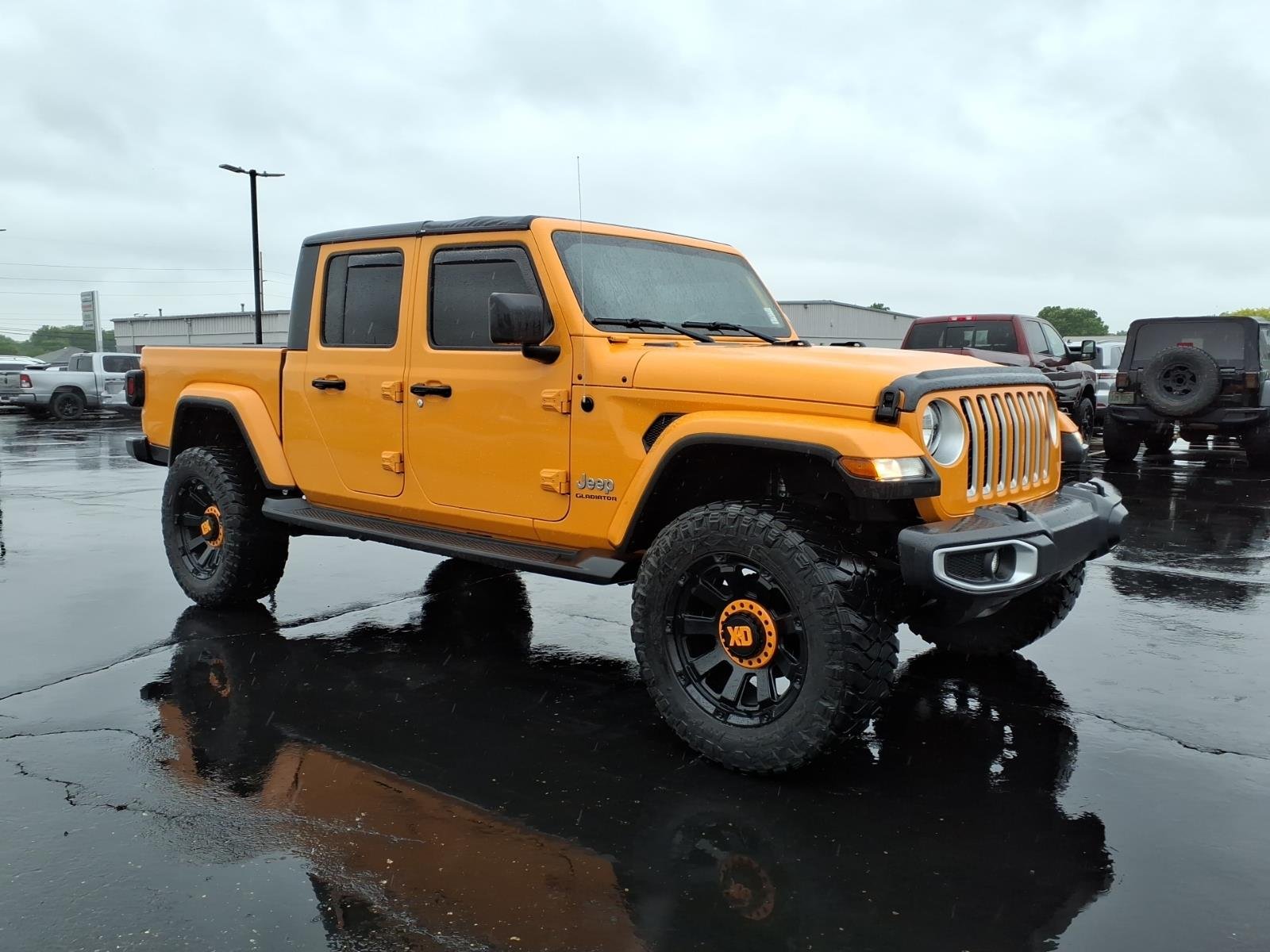 2021 Jeep Gladiator Overland's photo