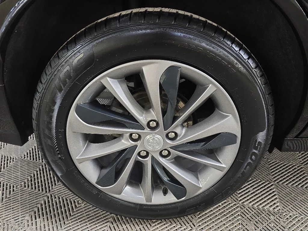 Used 2023 Black Buick Select image 16