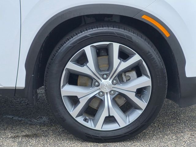 Used 2021 White Hyundai SEL image 9