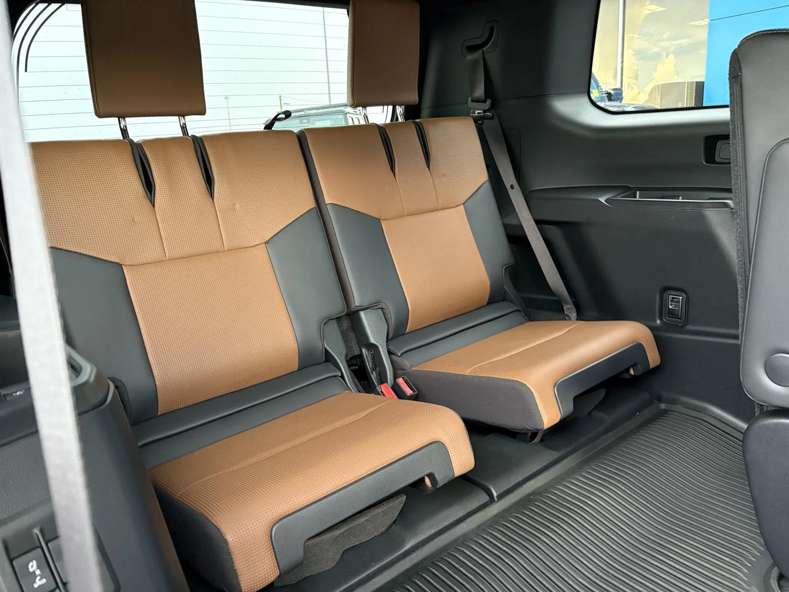 Used 2024 Gray Lexus Luxury image 76