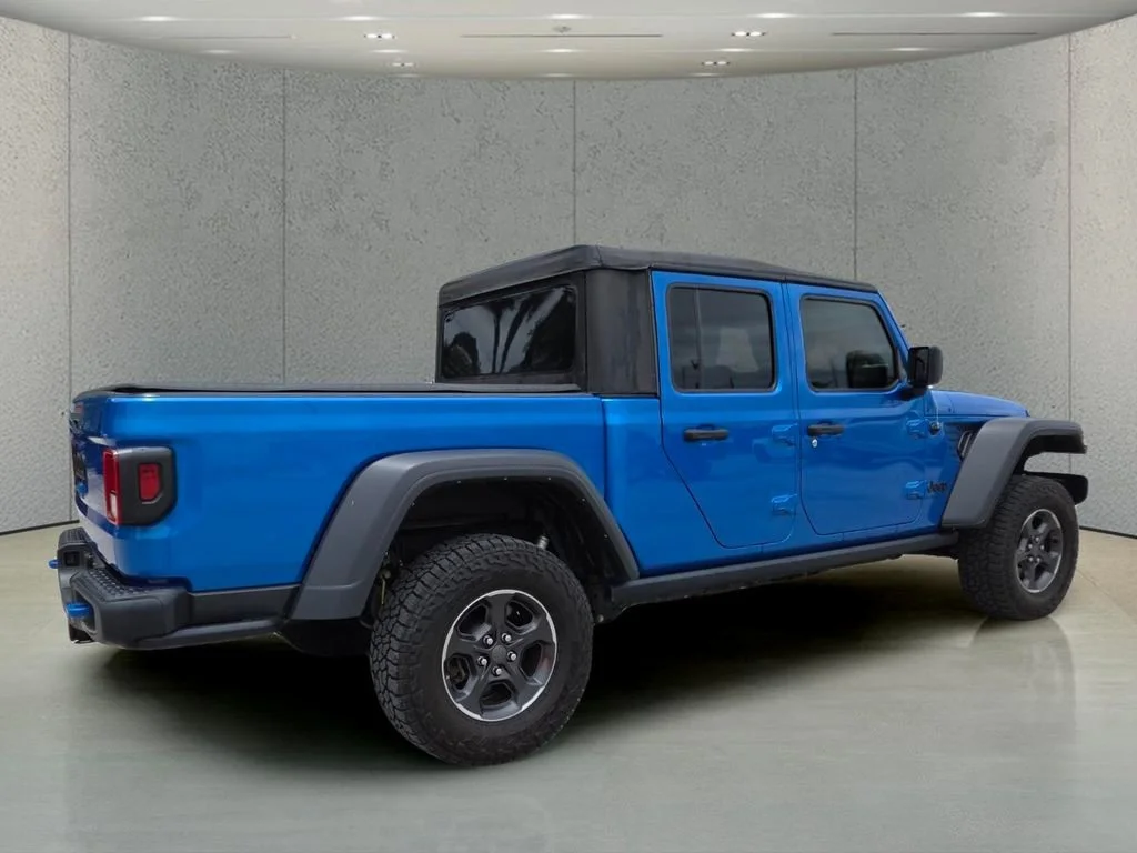 Used 2022 Hydro Blue Pearlcoat Jeep Sport image 3