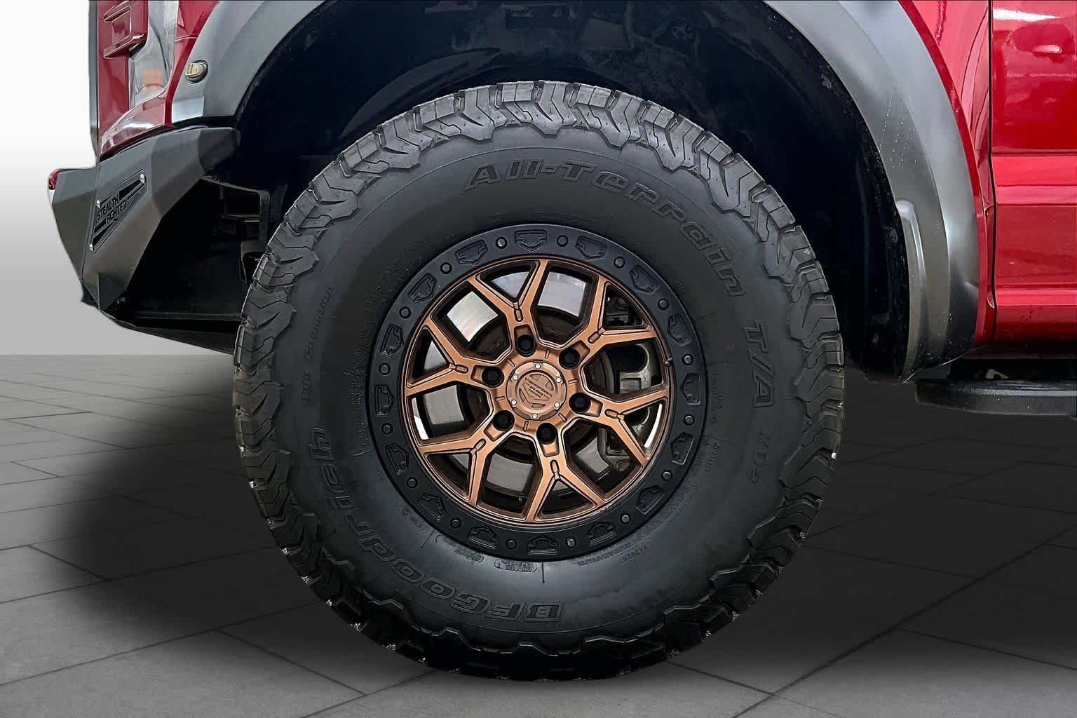 Used 2018 Ruby Red Metallic Tinted Clearcoat Ford Raptor image 11