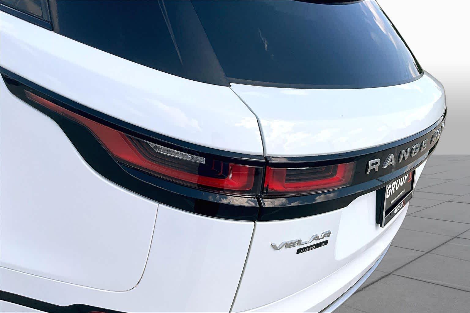 Used 2020 Fuji White Land Rover S image 27