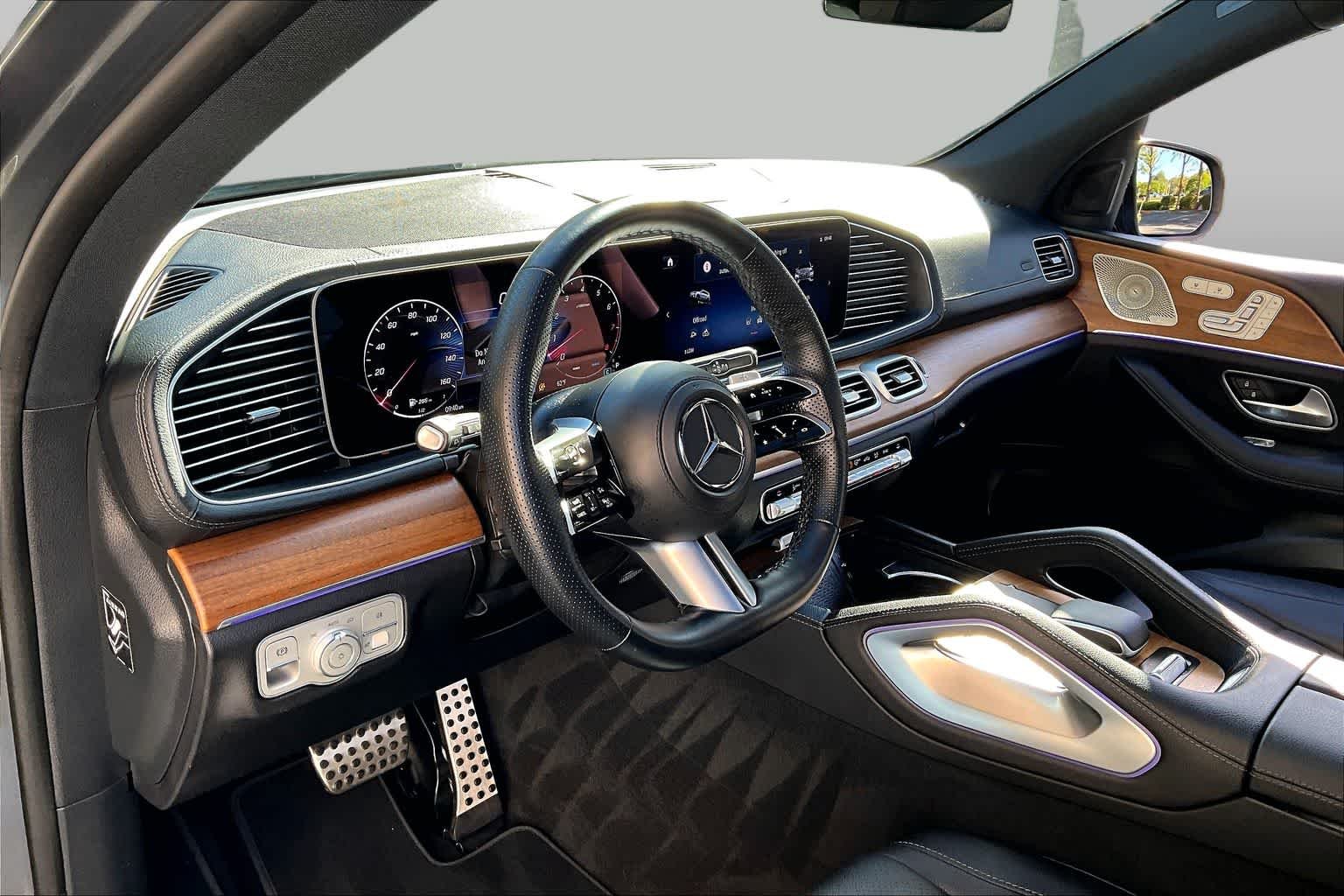 Used 2024 Selenite Grey Metallic Mercedes-Benz GLS 450 image 18