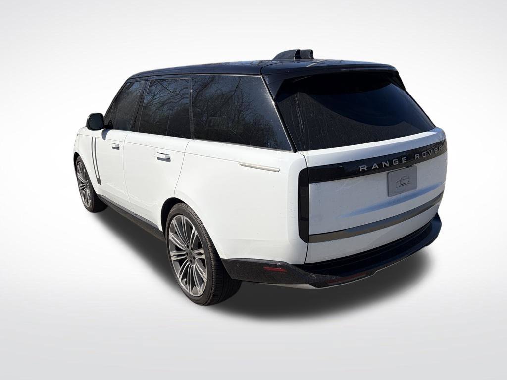 New 2026 White Land Rover SE image 6