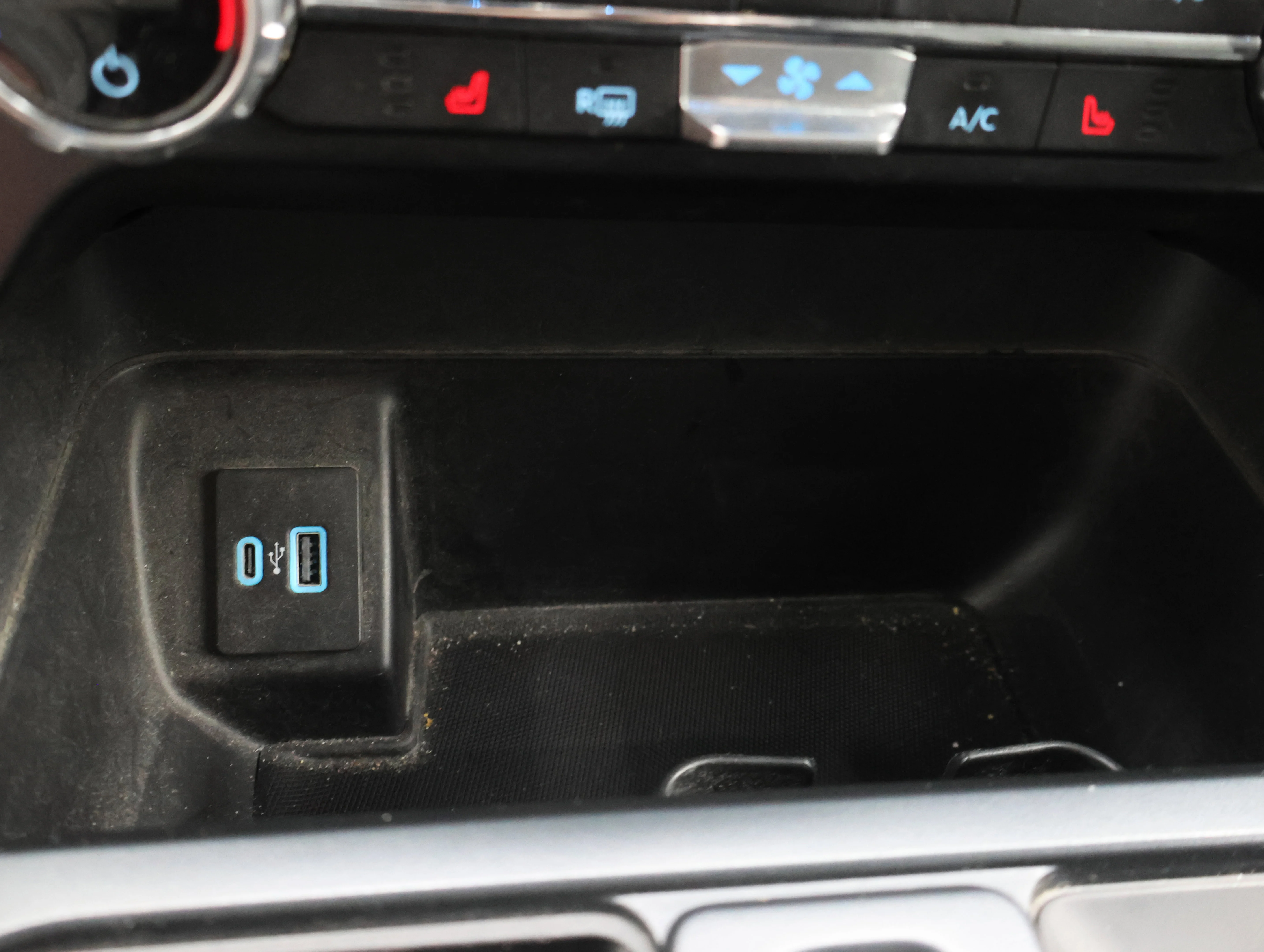Used 2021 Guard Metallic Ford XLT image 52