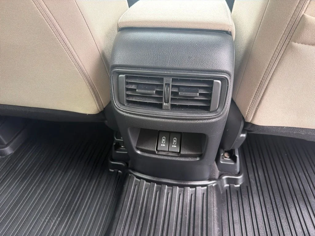 Certified Used 2018  Honda EX image 41
