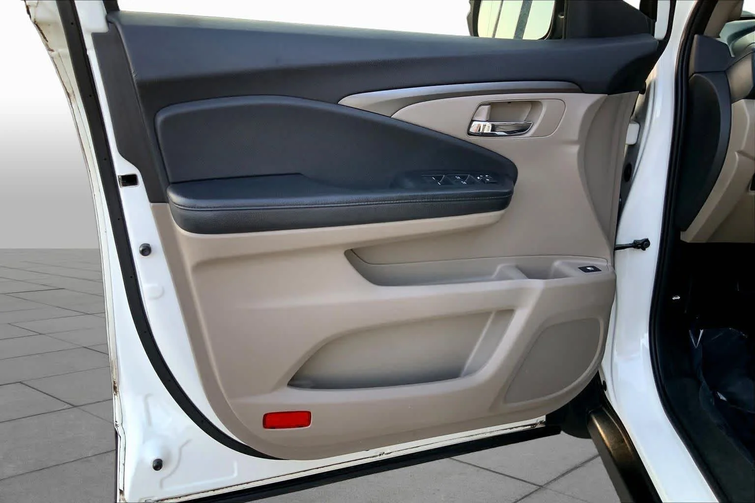 Used 2016 Crystal Black Pearl Honda EX image 20