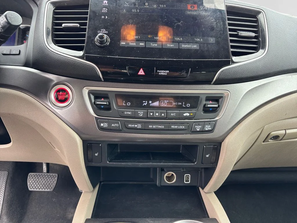 Used 2021 White Honda EX-L image 12