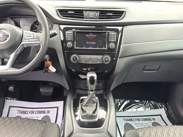 Used 2020 Gray Nissan S image 19