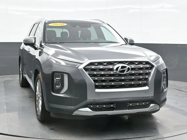 Used 2020 Green Hyundai Limited image 6
