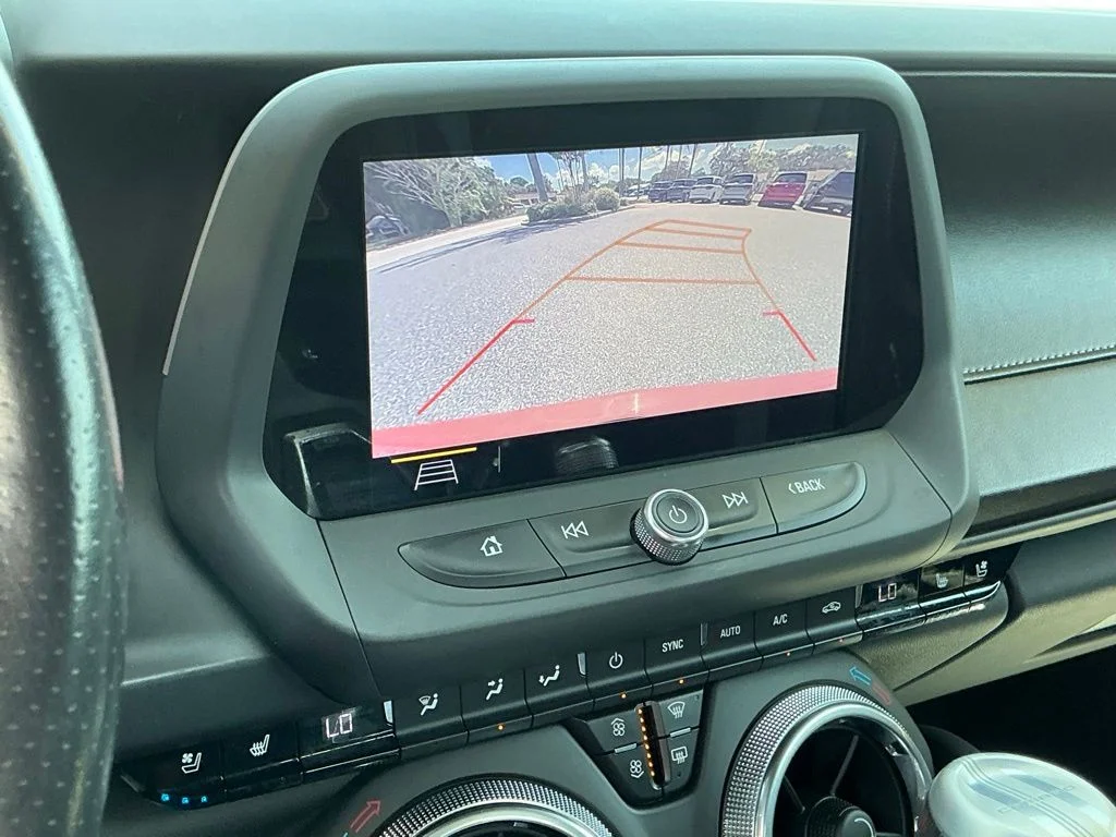 Used 2019 Orange Chevrolet 3LT image 38