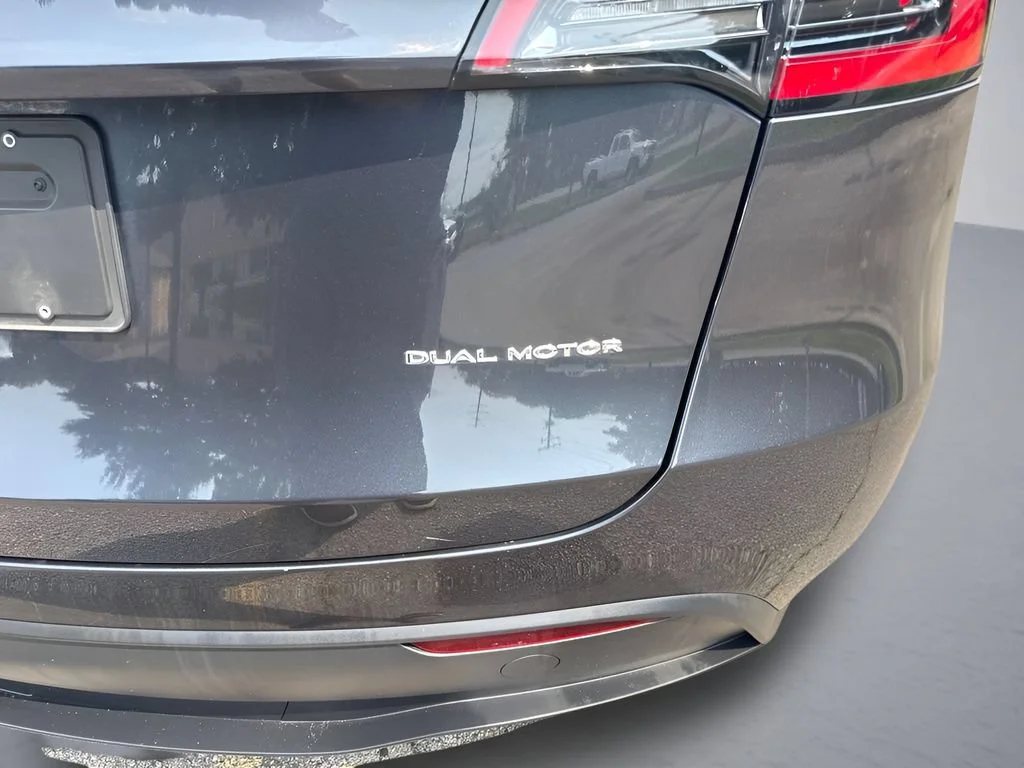Used 2024  Tesla Long Range image 34