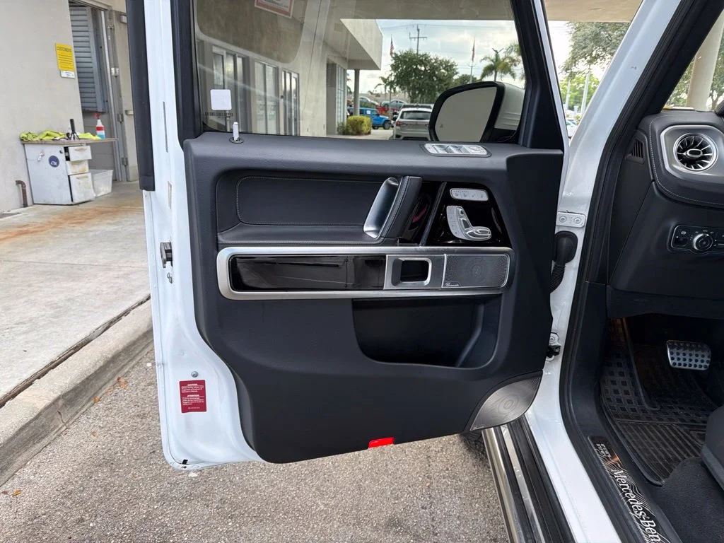 Used 2025 White Mercedes-Benz G 550 image 41