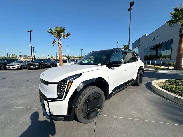 New 2026 Glacial White Pearl / Black Ro Kia GT-Line AWD image 3