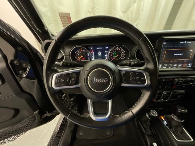 Used 2020 Black Jeep Overland image 11