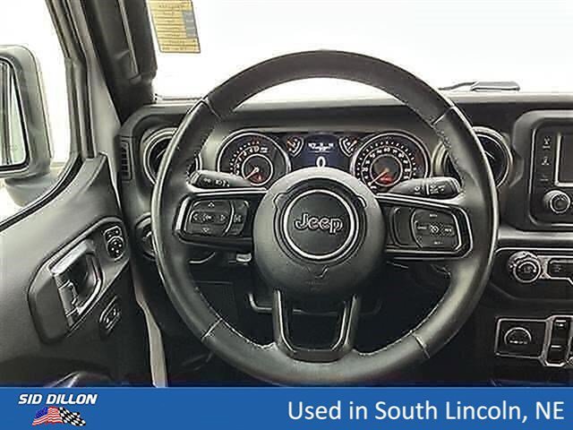 Used 2018 Bright White Clearcoat Jeep Sport S image 20