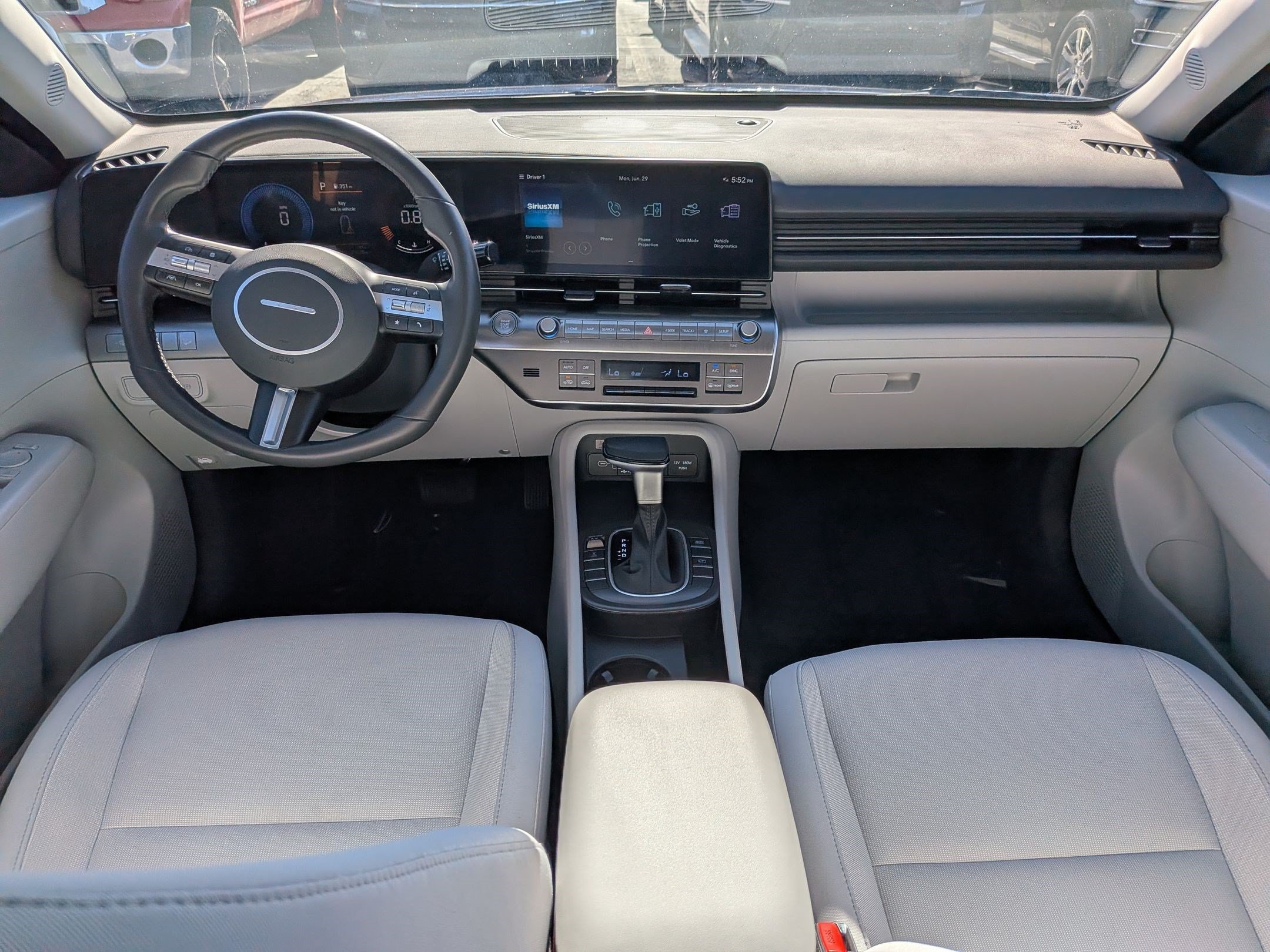 2025 Hyundai Kona SEL - Photo 25