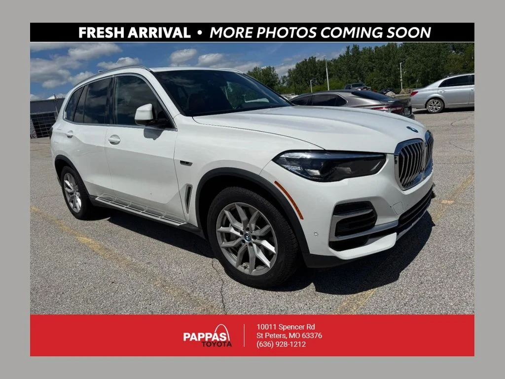 2023 BMW X5 xDrive45e's photo