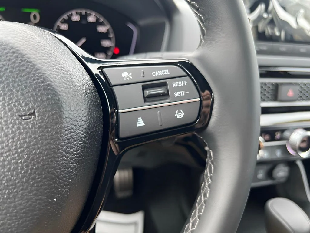 Used 2025 Gray Honda Sport Touring image 19
