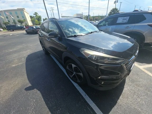 Used 2016 Gray Hyundai Limited image 3