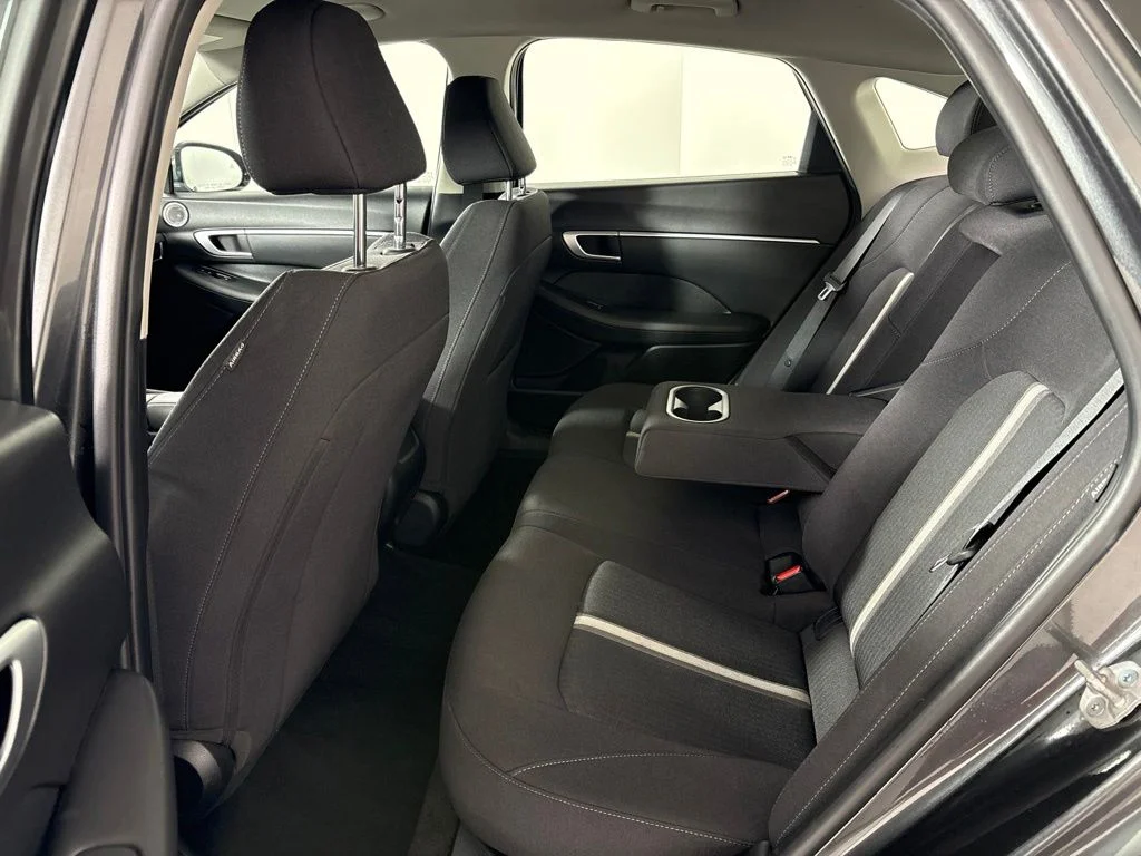 Used 2025 Gray Hyundai SEL image 16