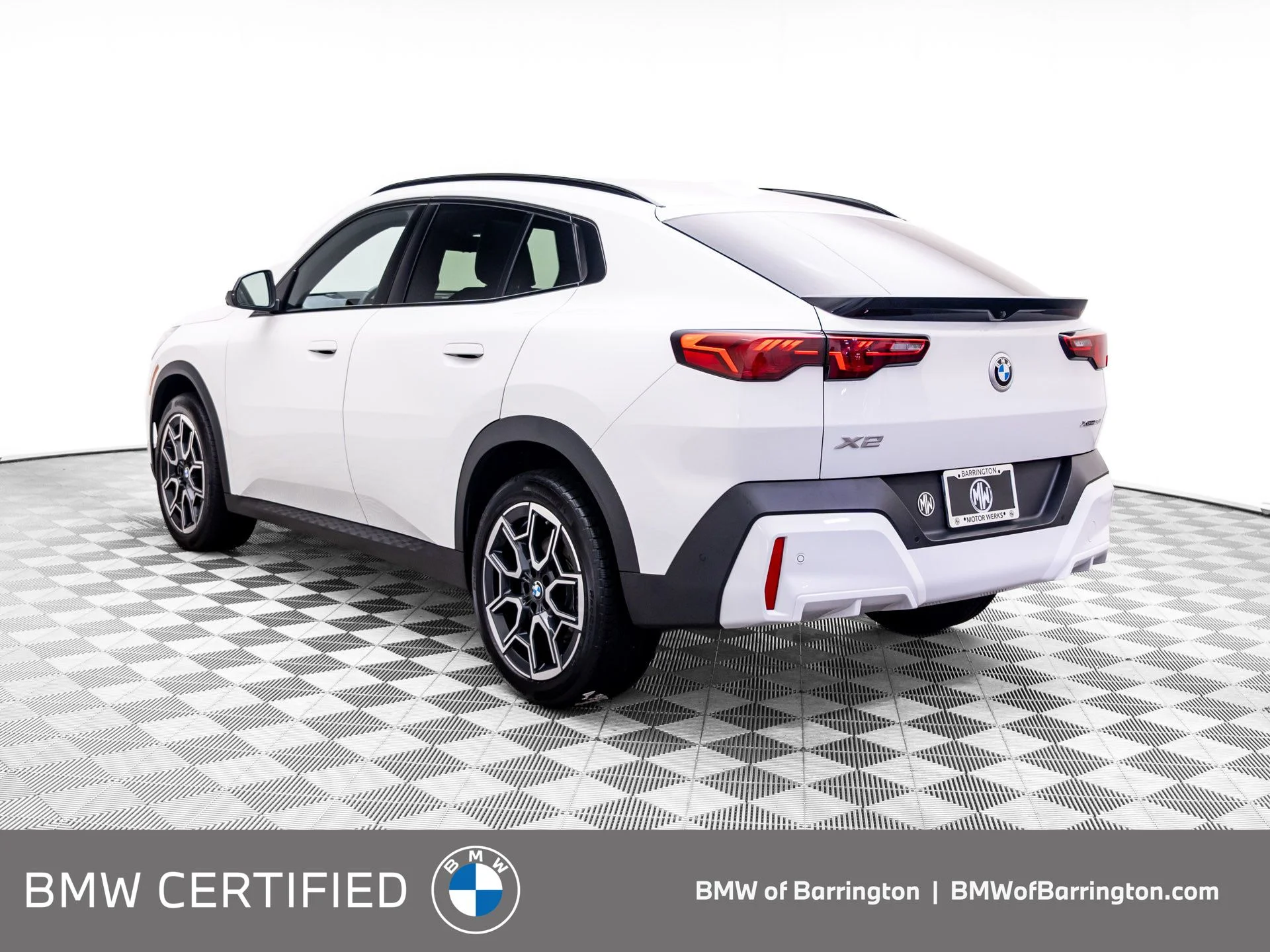Certified Used 2026 White BMW xDrive28i image 3