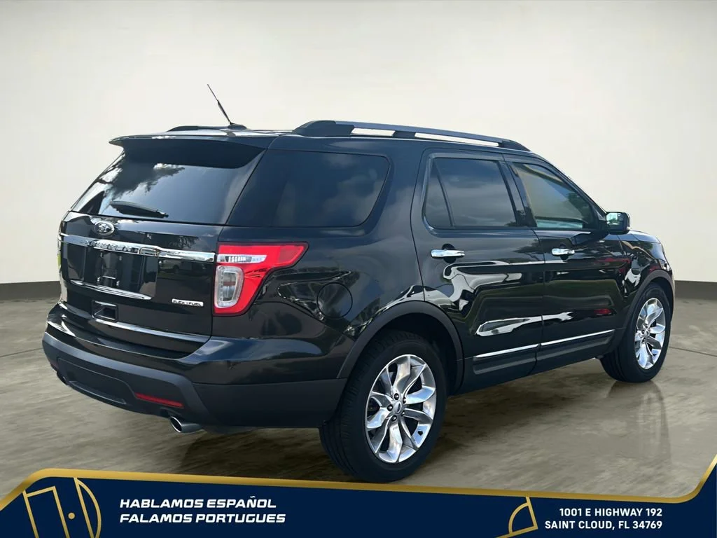 Used 2014 Black Ford XLT image 6
