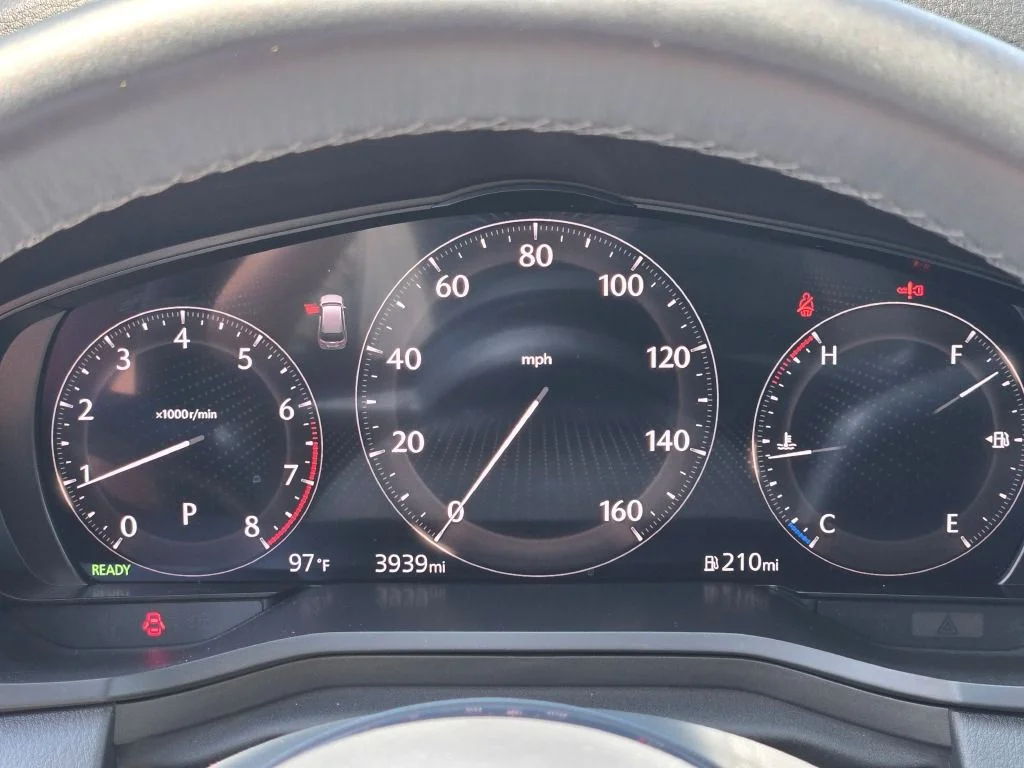 Certified Used 2025 Red Mazda 3.3 Turbo Premium image 35