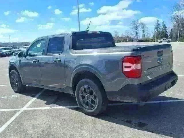 Used 2023 Gray Ford XLT image 4