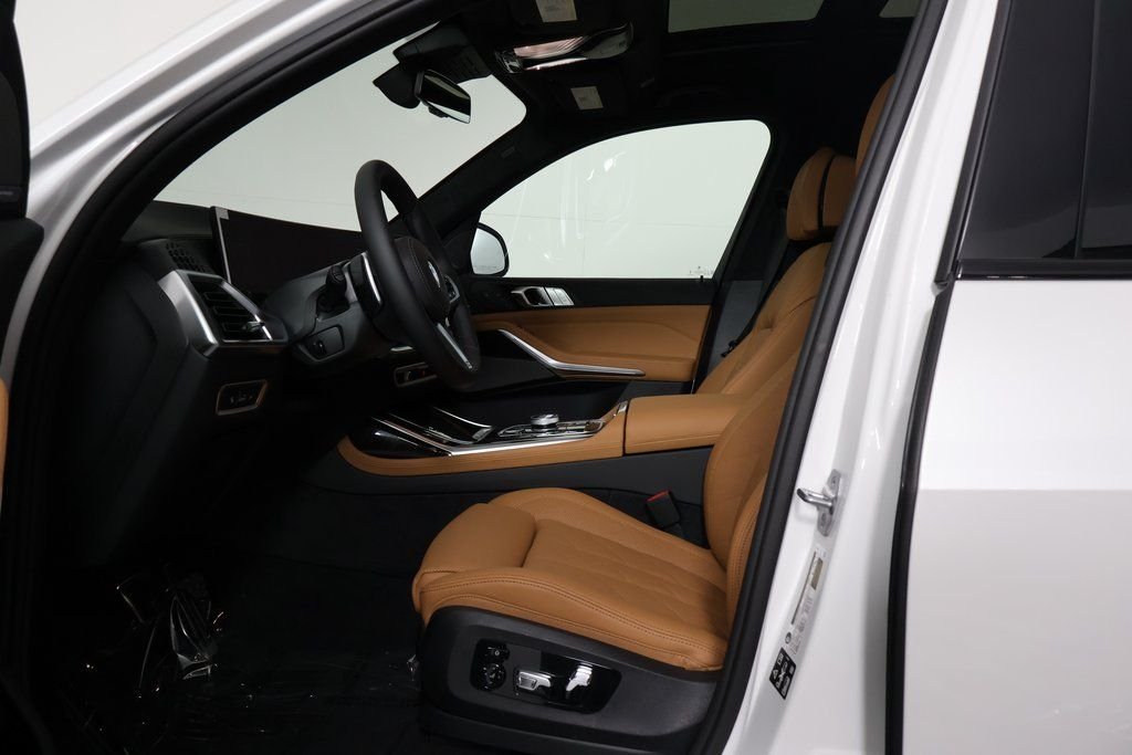 New 2027 Mineral White Metallic BMW xDrive40i image 5