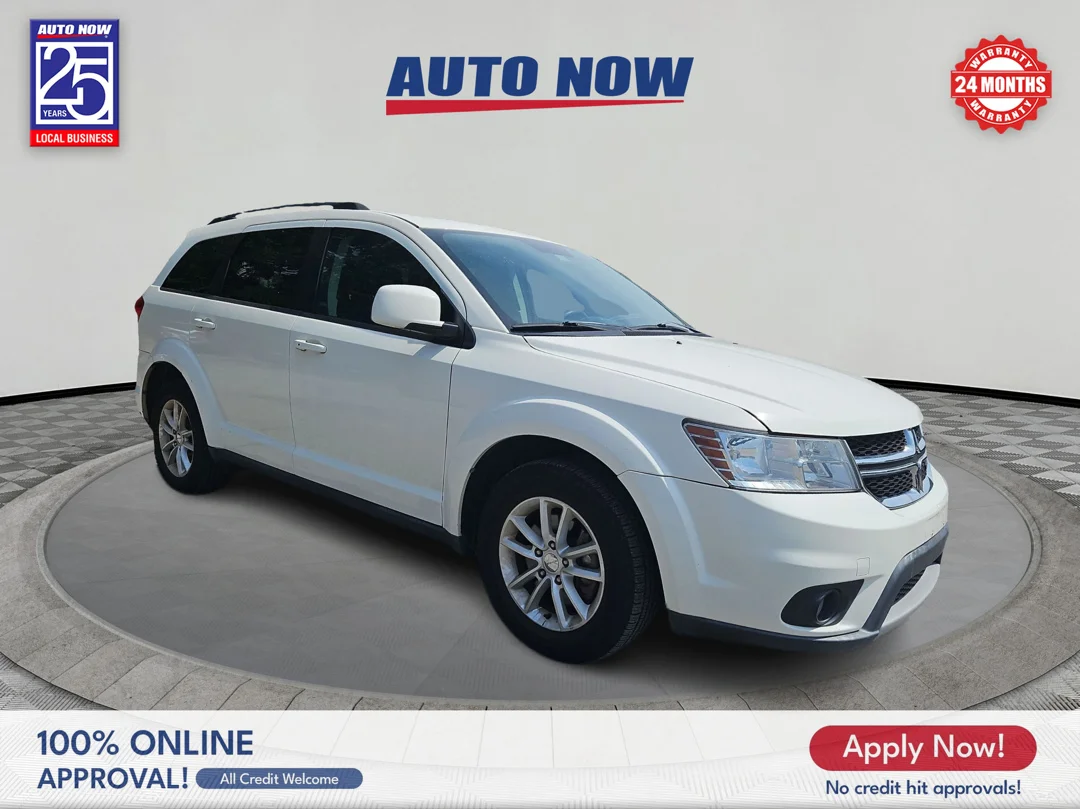 Used 2014  Dodge SXT image 6