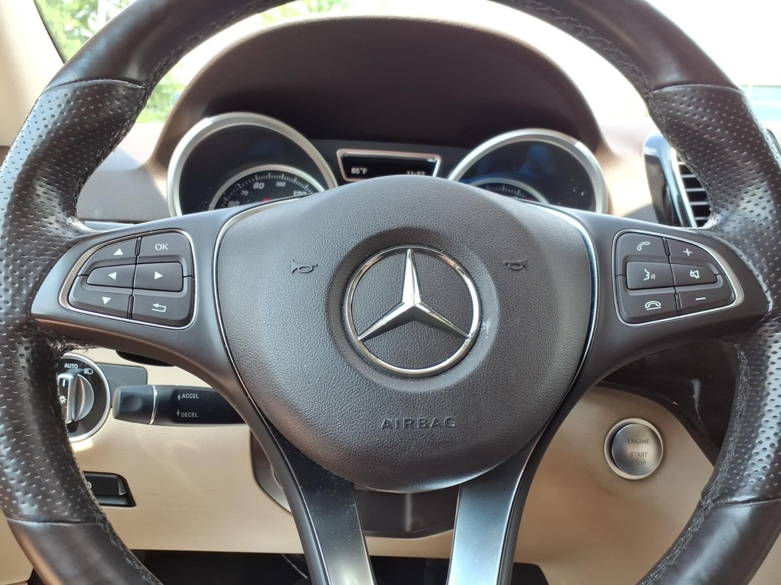 Used 2016  Mercedes-Benz GLE 350 image 25