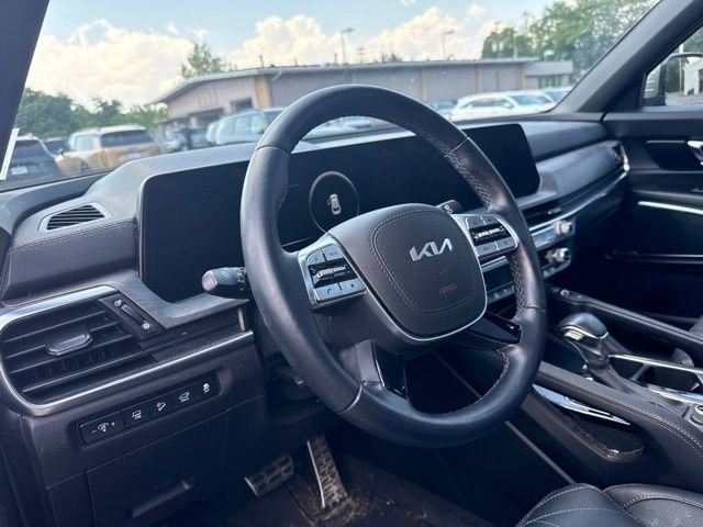 Certified Used 2024 Green Kia SX X-Line image 12
