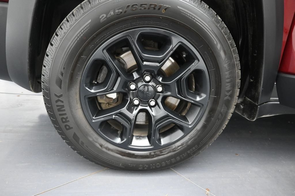 Used 2020 Velvet Red Pearlcoat Jeep Trailhawk image 32