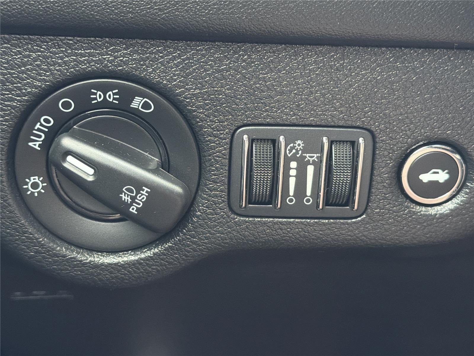 Used 2022 Pitch Black Clearcoat Dodge Scat Pack image 13