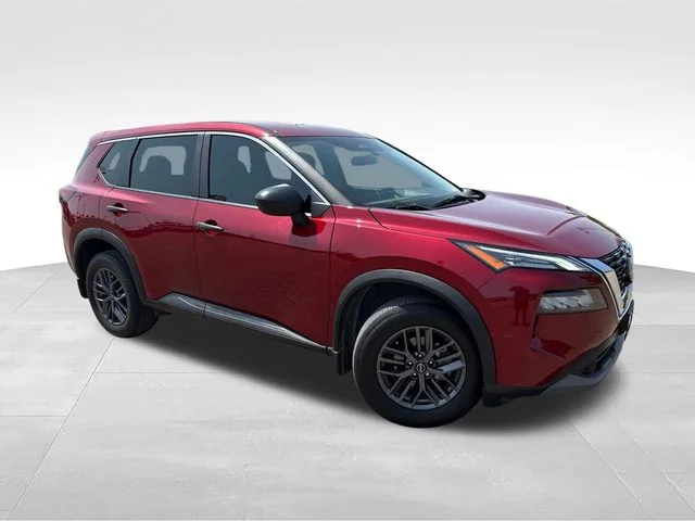 Used 2023 Red Nissan S image 1