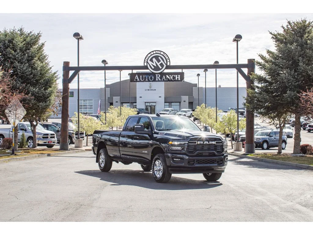 2026 RAM 3500 Big Horn 4X4 Crew Cab LWB's photo