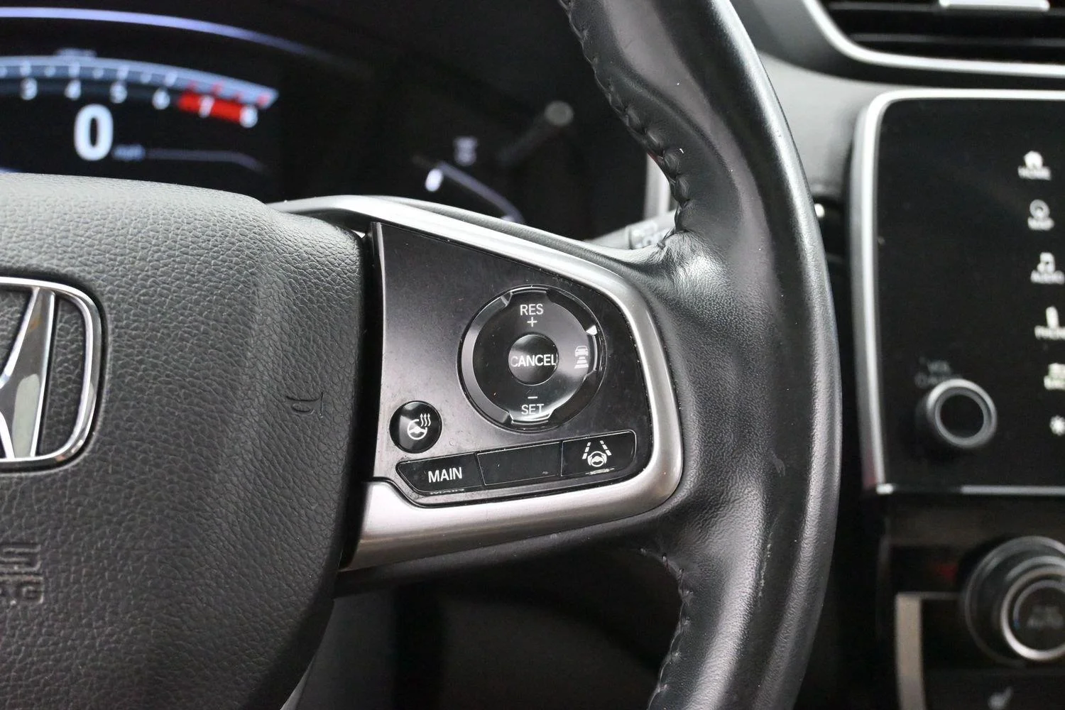 Used 2020 Platinum White Pearl Honda Touring image 16