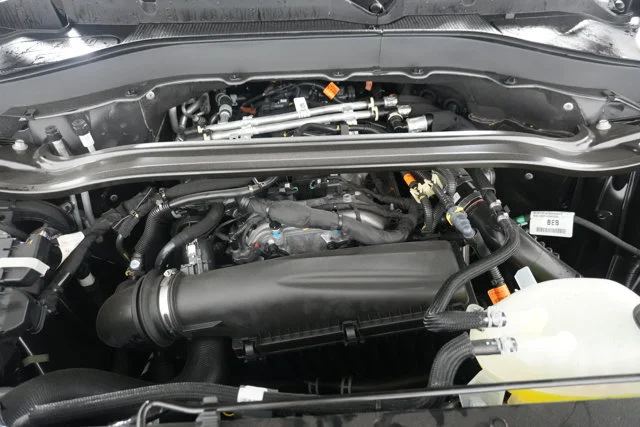 New 2026 Carbonized Gray Metallic Ford ST-Line image 38