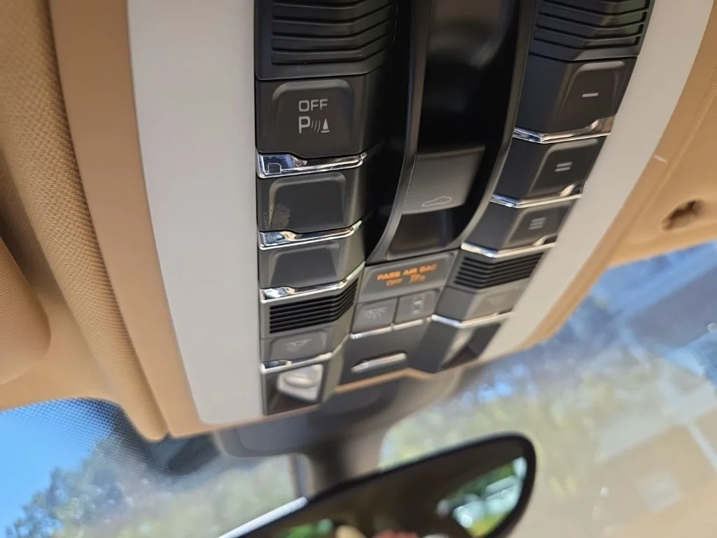 Used 2014 Black Porsche Base image 20