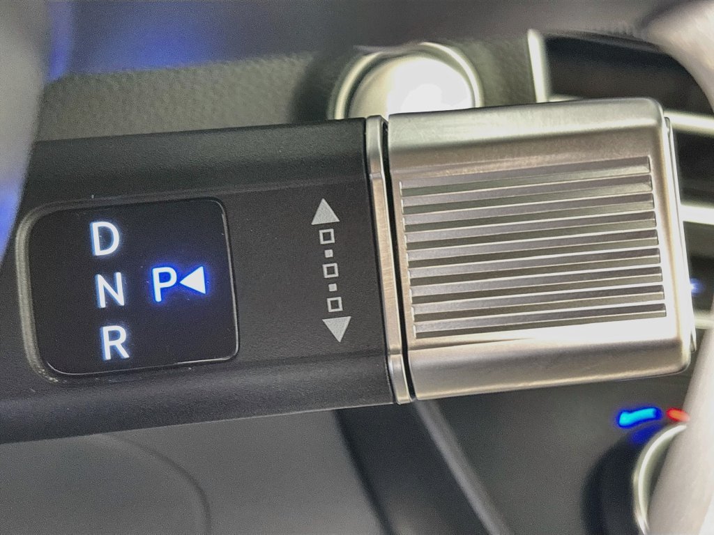 Used 2025 Gray Hyundai SEL image 17