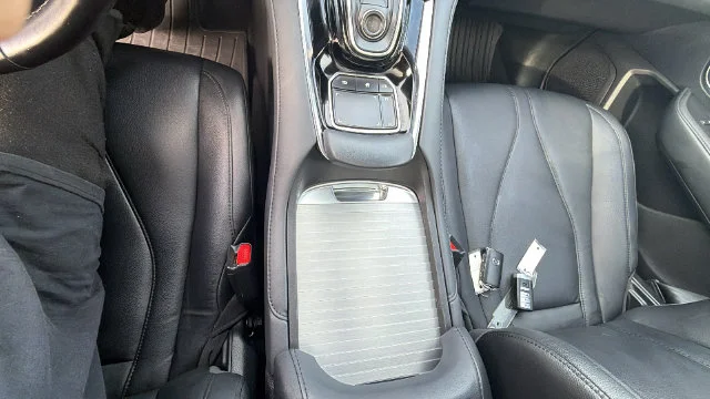 Used 2019  Acura Base image 27