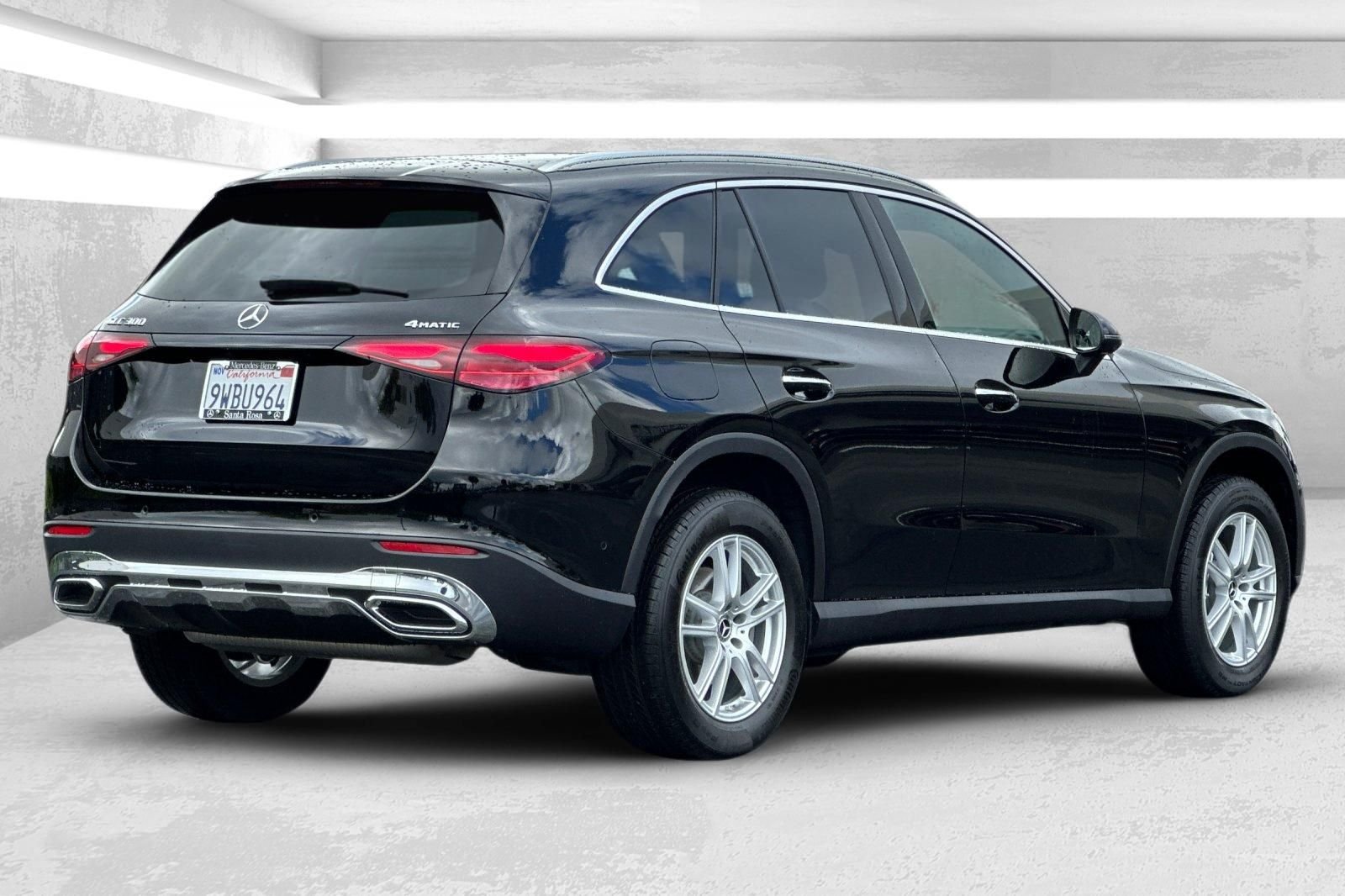 Certified Used 2026 Black Mercedes-Benz GLC 300 image 4