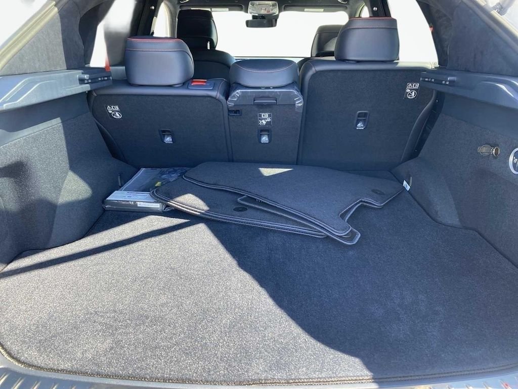 New 2026 White Genesis 3.5T image 31