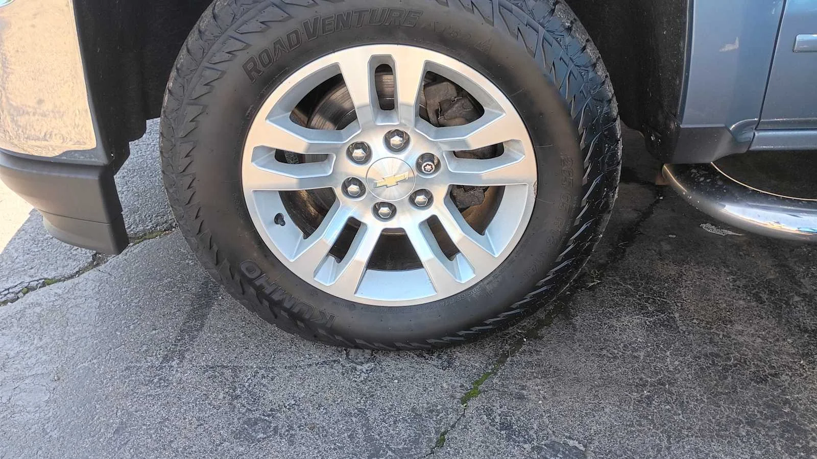 Used 2016 Slate Grey Metallic Chevrolet LT image 5