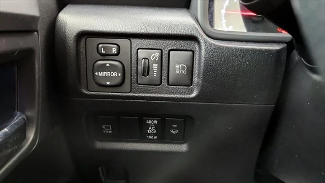 Certified Used 2022 MAGNETIC GRAY MET. Toyota  image 25