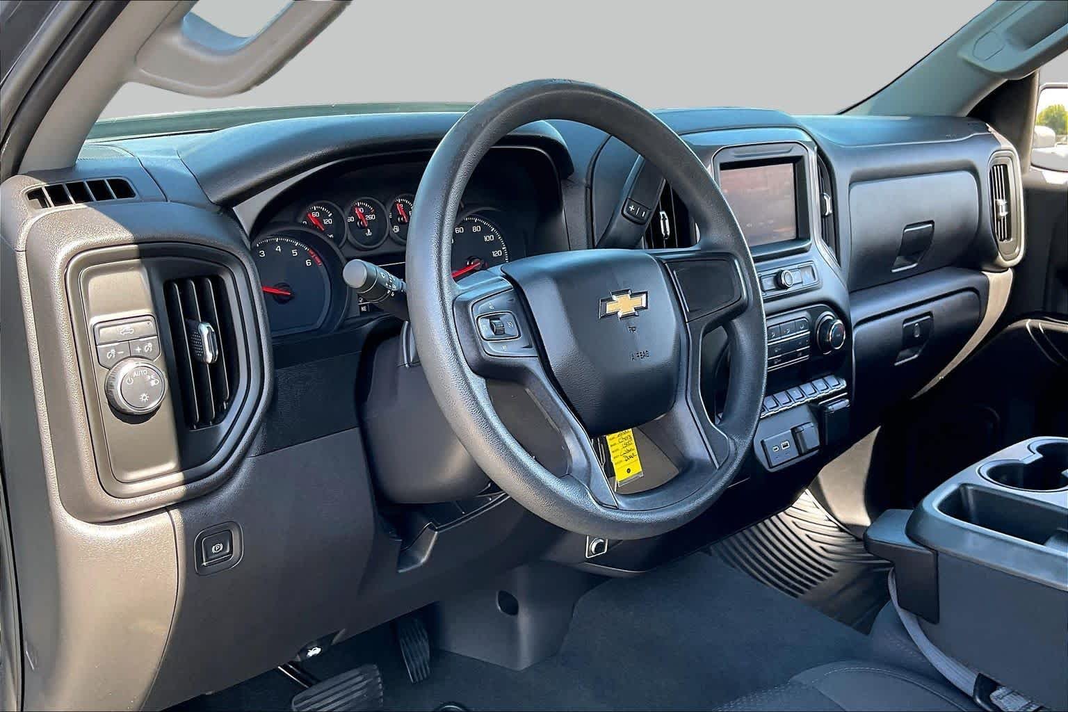 Used 2021 SHADOW GRAY METALLIC Chevrolet Custom image 15