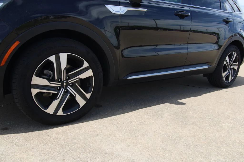 Used 2023 Black Kia SX Prestige image 11